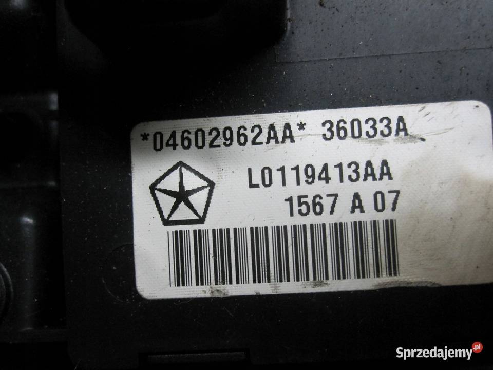 DODGE NITRO 08r panel środkowy przełącznik