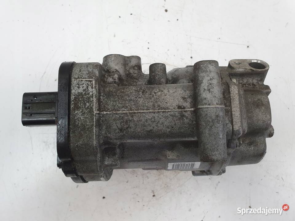 SPRĘŻARKA KLIMATYZACJI Toyota Corolla E21