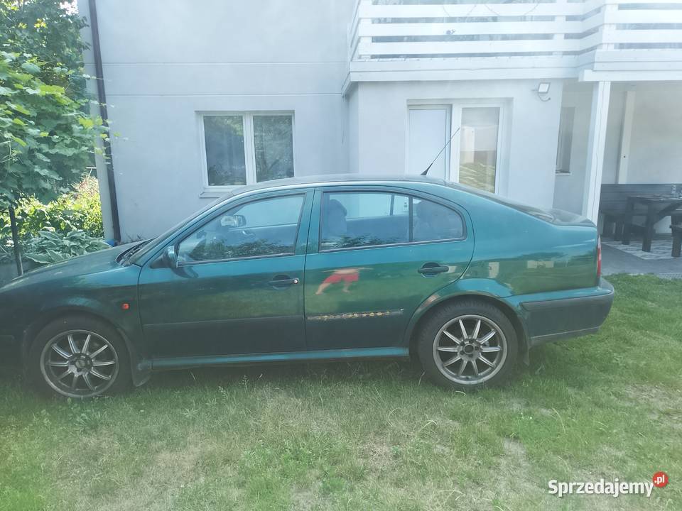 Sprzedam Skodę manualna Octavia Motycz