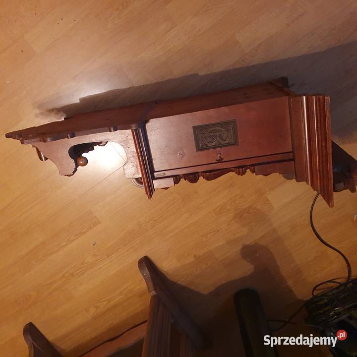 Wielka zdrowa skrzynia do renowacji i