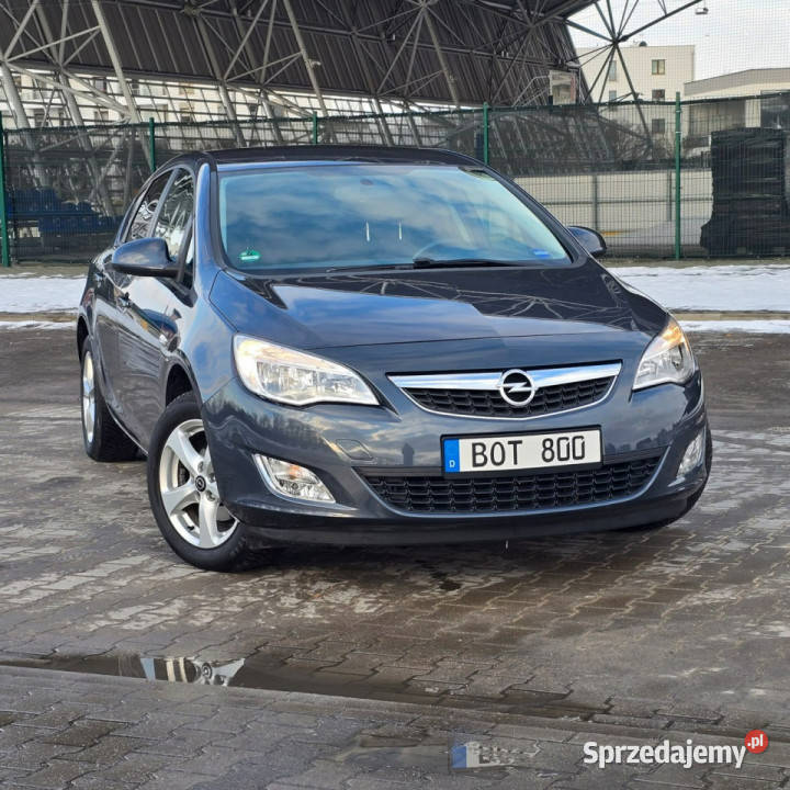Opel Astra Opel Astra 14 Turbo Cosmo J 20092019 Ostrów Mazowiecka