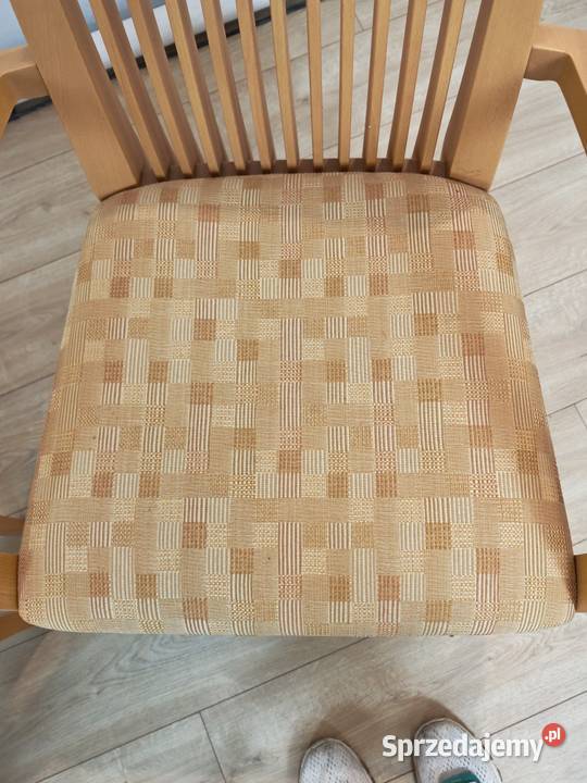 Komplet pięknych porządnych drewnianych krzeseł Sandomierz sprzedam