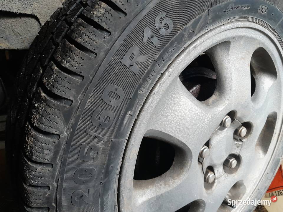 OPONY ZIMOWE 2056016 nowe 23r komplet 16cale Bystrzyca Kłodzka