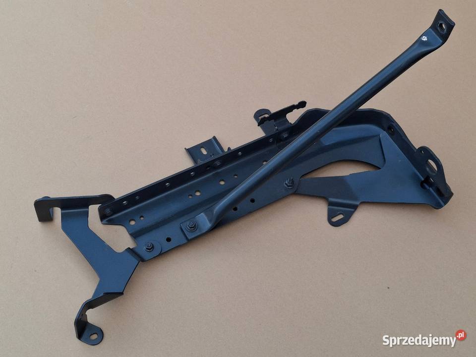 MERCEDES ATEGO UCHWYT MOCOWANIE ŁAPA ZBIORNIKA ciężarowe Bieleń