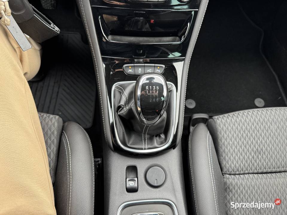 Opel Astra 14 BENZYNA Klimatronik Nawigacja kurtyny powietrzne