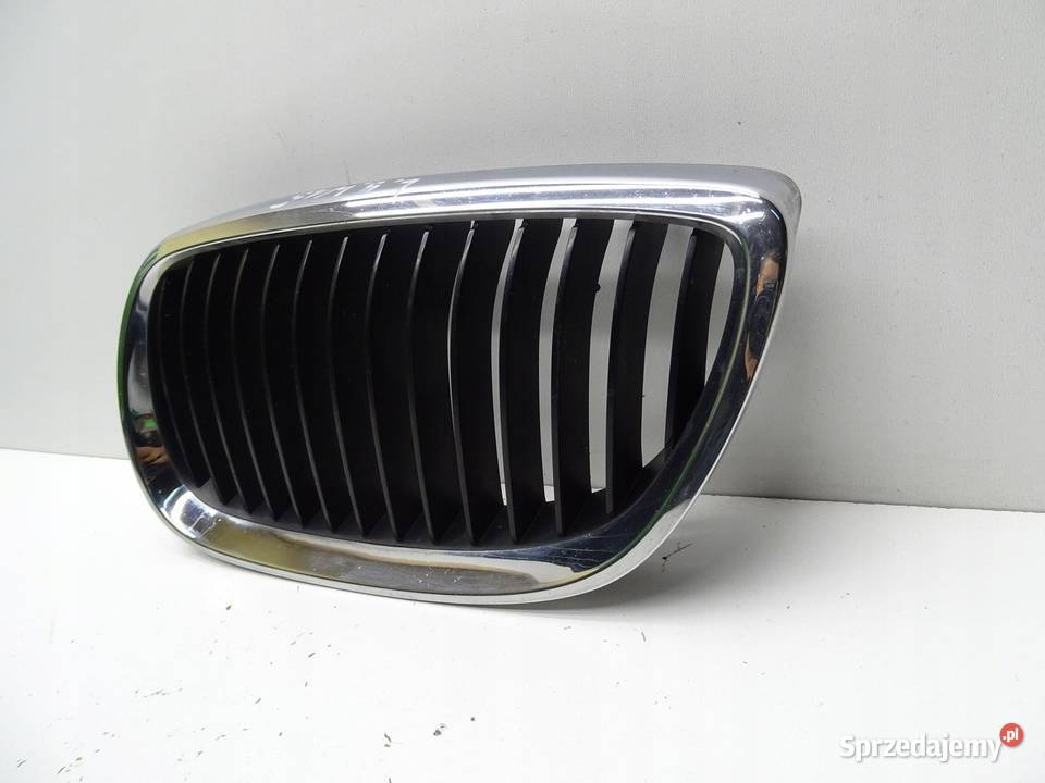 ATRAPA GRILL NERKA LEWA PRZÓD PRZEDNIA BMW E90 sprzedam