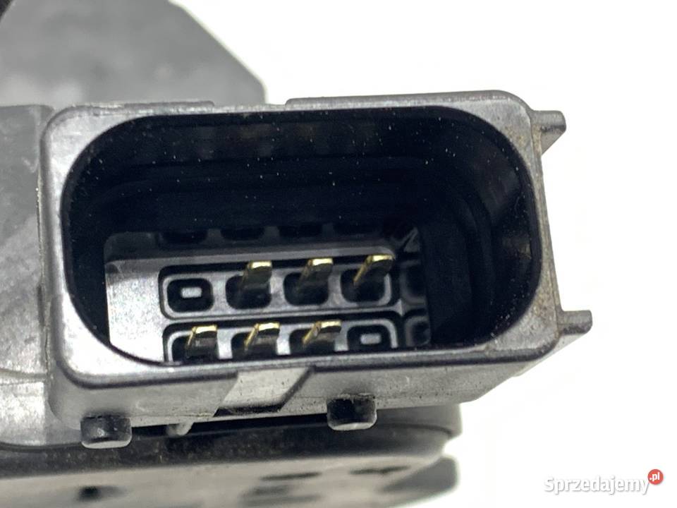 ZAMEK DRZWI PRAWY TYŁ OPEL CORSA D Hatchback