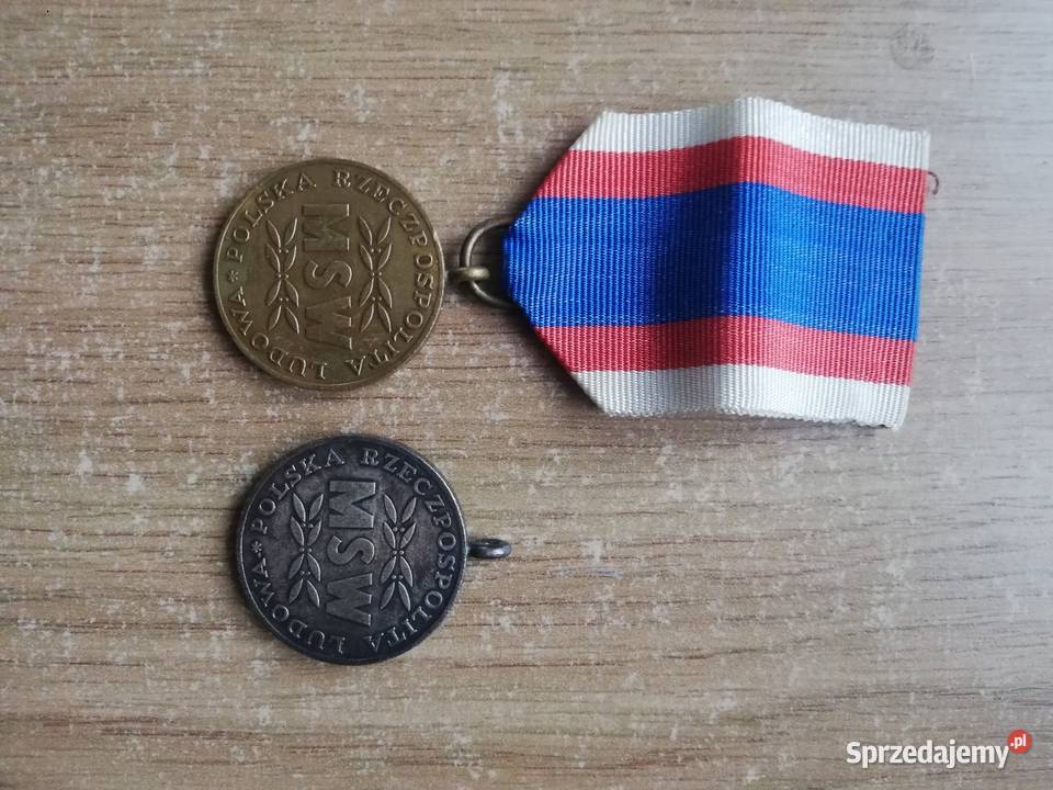 Odznaki do sprzedania
