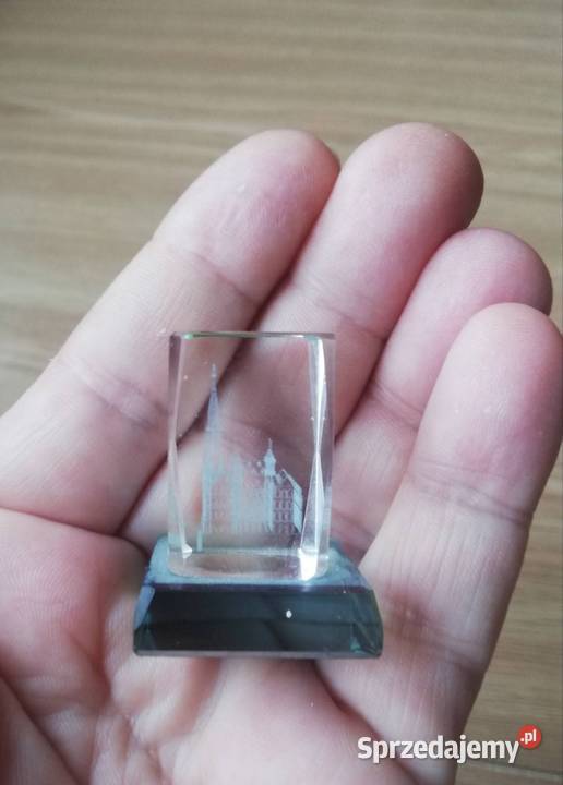 Kryształowy szklany prostopadłościan Warszawa