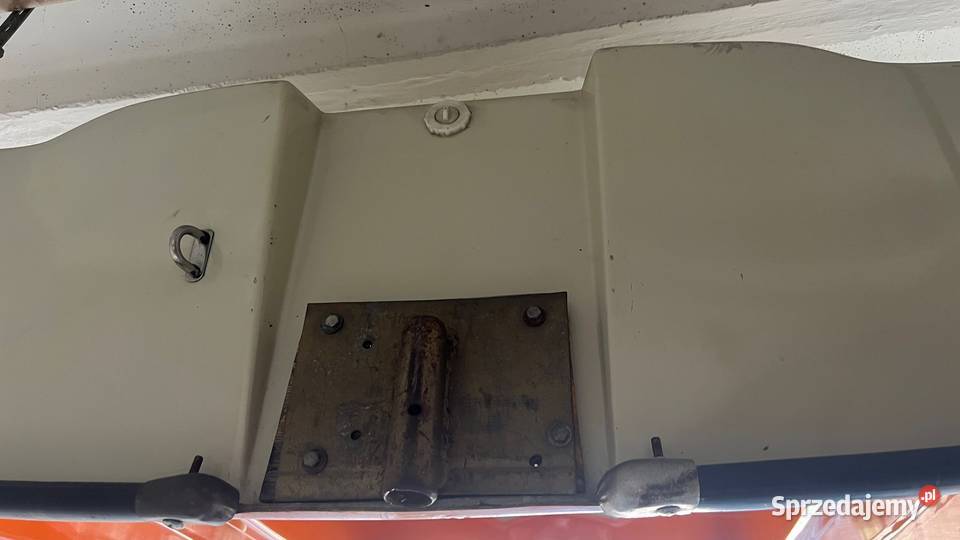 Przyczepa i łódź wiośłowa Schwermashine BHP 401 Poznań