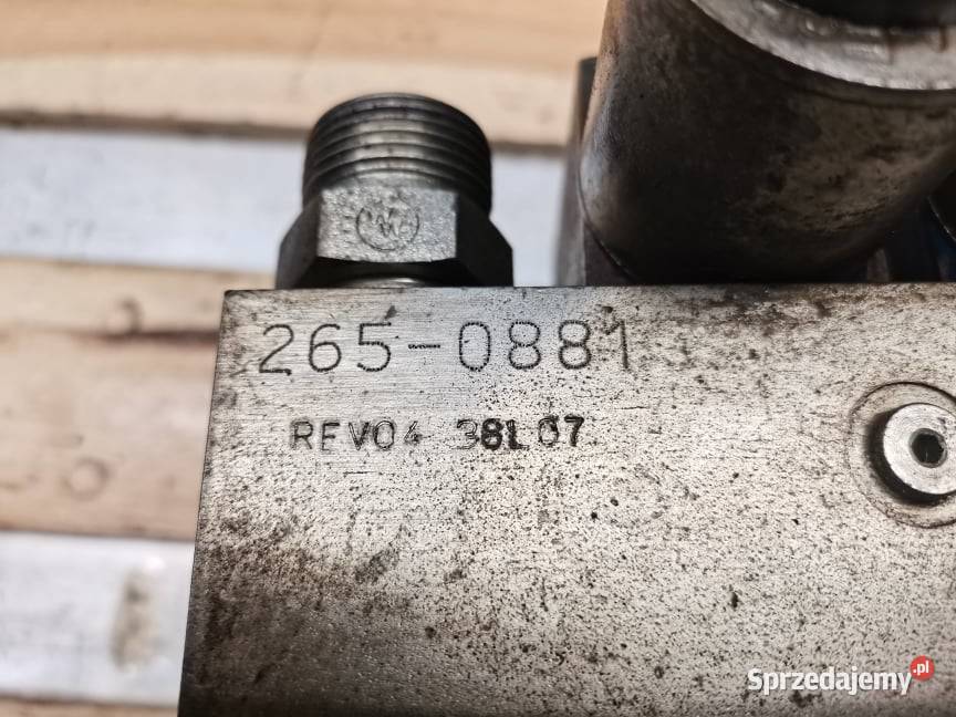 Rozdzielacz hydrauliczny łap CAT 560 Rexroth Wilkowo sprzedam