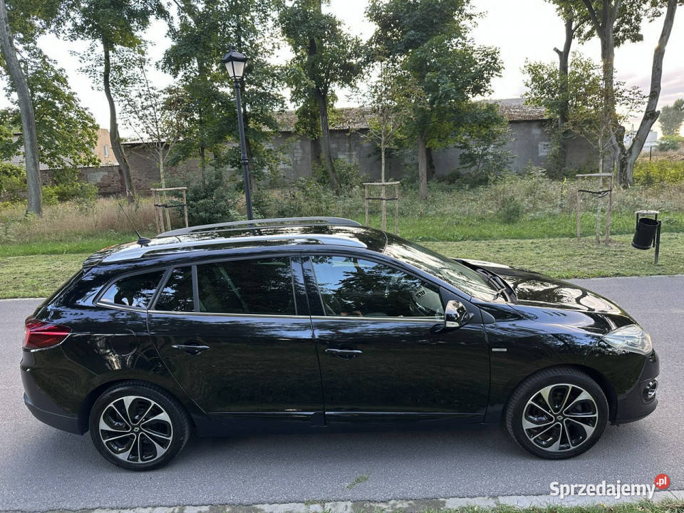 Renault Megane III 12 TCE 132 BOSE Automat Navi czarny Józefkowo