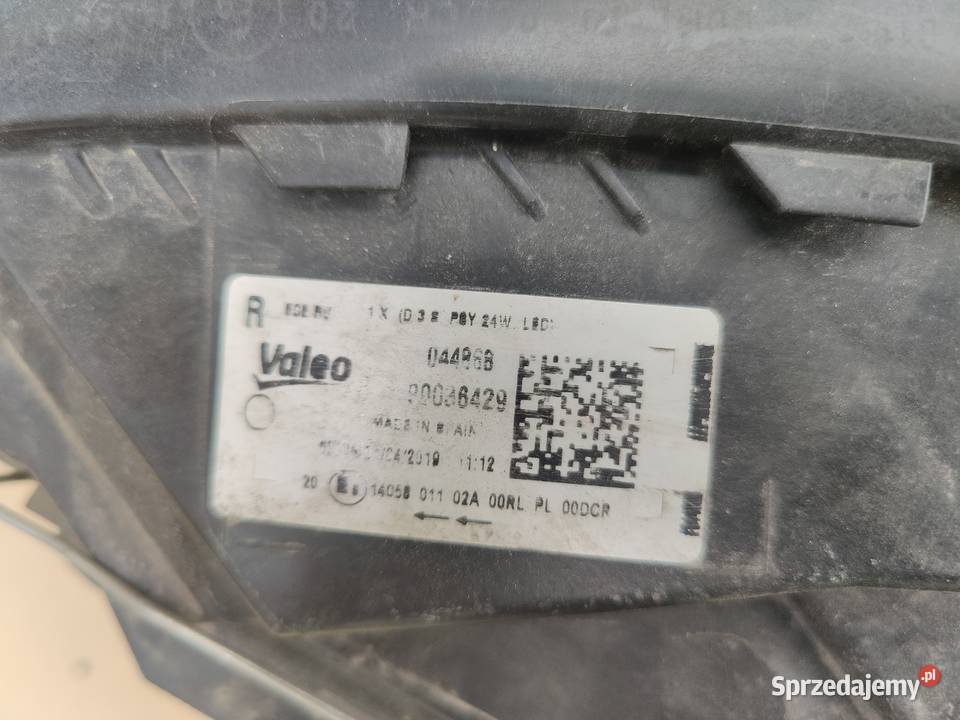 Lampa przednia prawa audi Q5 osobowe Pozostałe Łódź