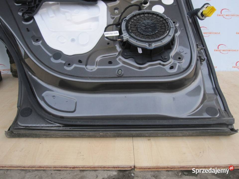 PEUGEOT 2008 II GT LINE 22r drzwi lewe tył Drzwi Kielce