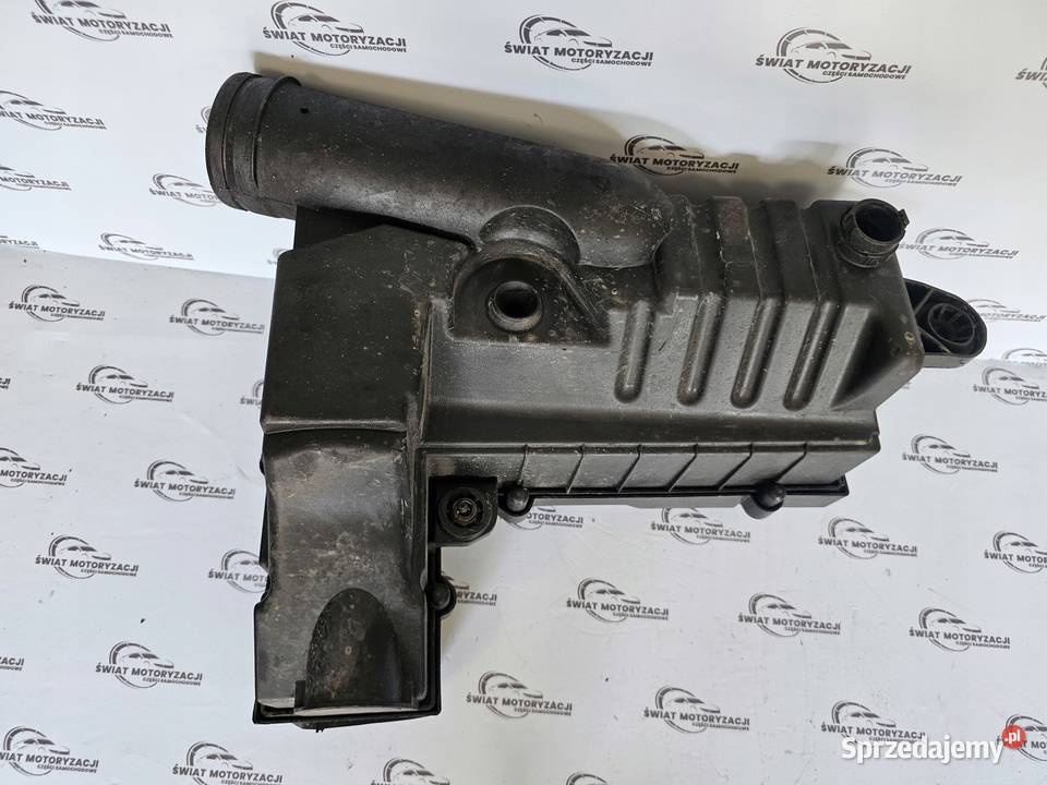 GOLF VI 12r obudowa filtra powietrza 1K0129620D Obudowy filtrów