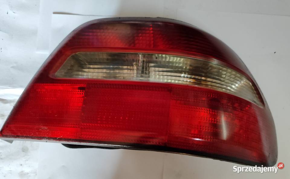 Volvo S40 Lampy kpl prawy i lewy tył Żywiec