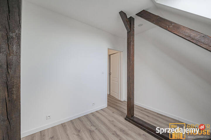 Sprzedam mieszkanie 7258m2 3pokojowe Opole kamienica opolskie