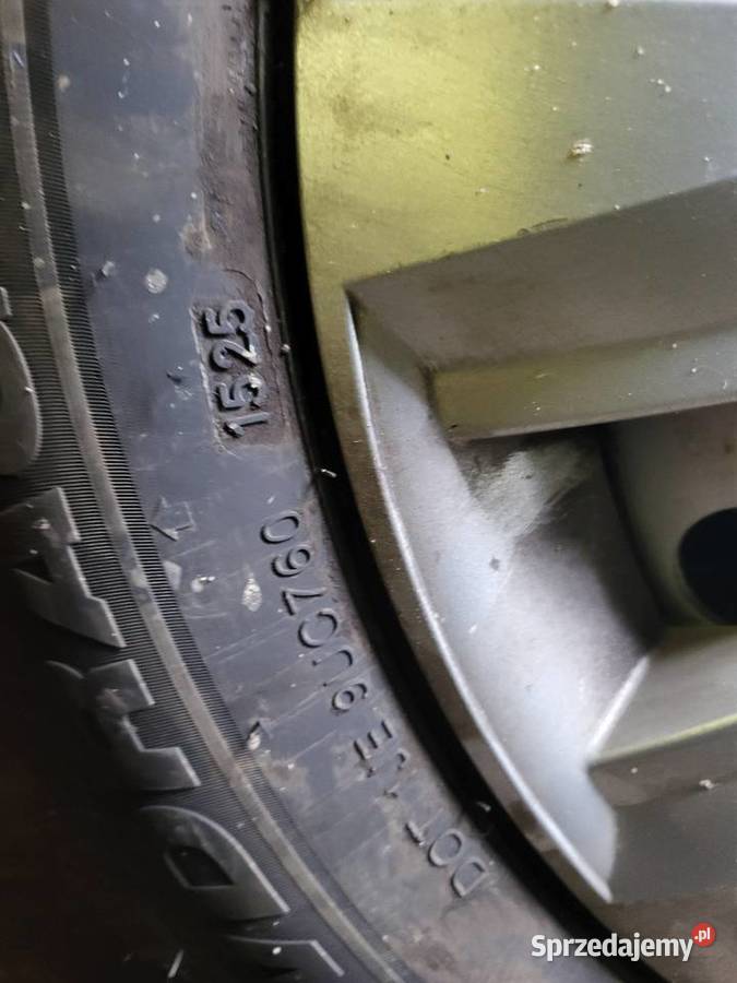 Vivaro kola opony c kołpaki sruby Jędrzejów