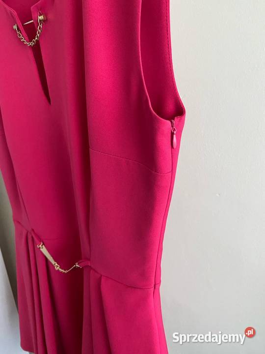 Sukienka w kolorze fuksji wizytowa rozmiar M Dąbrowa Górnicza