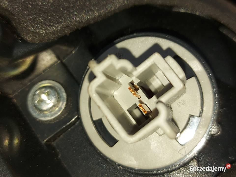 MAZDA 3 III BM 14r lampa prawa tył B45C51150 świętokrzyskie