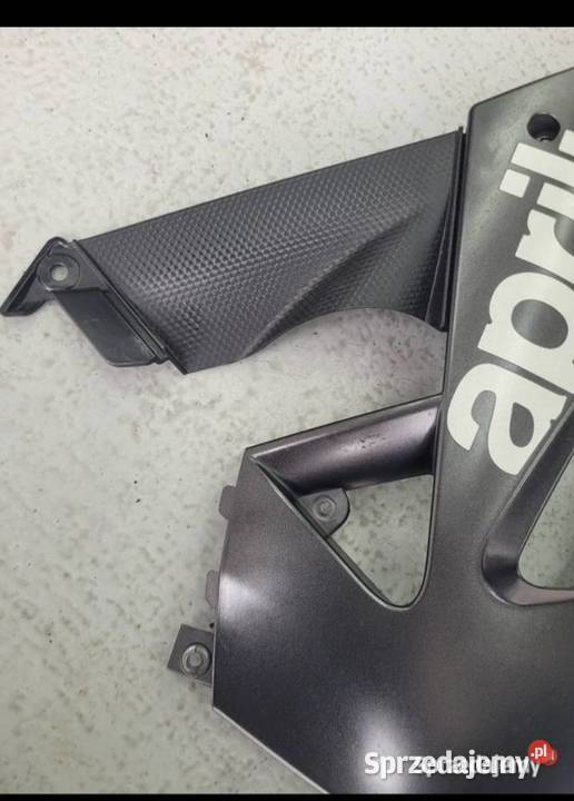 Aprilia TUONO V4 1100 16 owiewka osłona bok Nowy Tomyśl