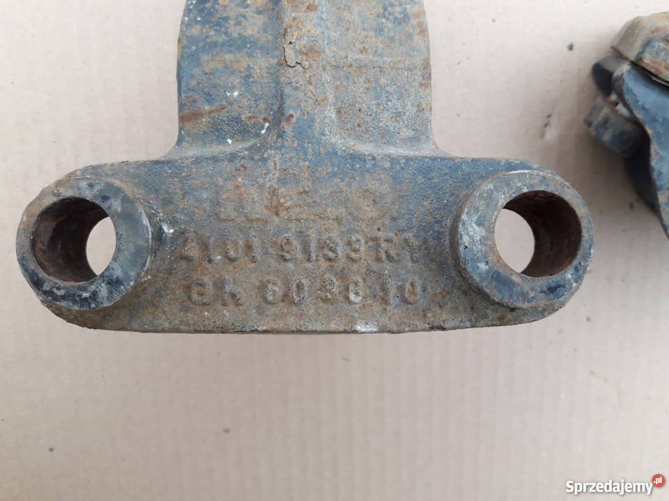 IVECO STRALIS EURO 5 UCHWYT STABILIZATORA PRZÓD Zawieszenie i układ kierowniczy Bieleń