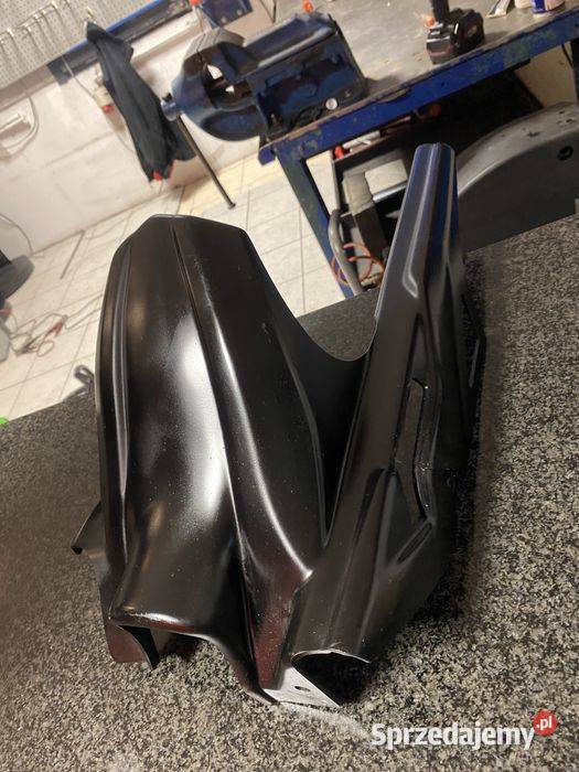 Yamaha MT07 błotnik tylni osłona łancucha czarna Pozostałe Poznań sprzedam