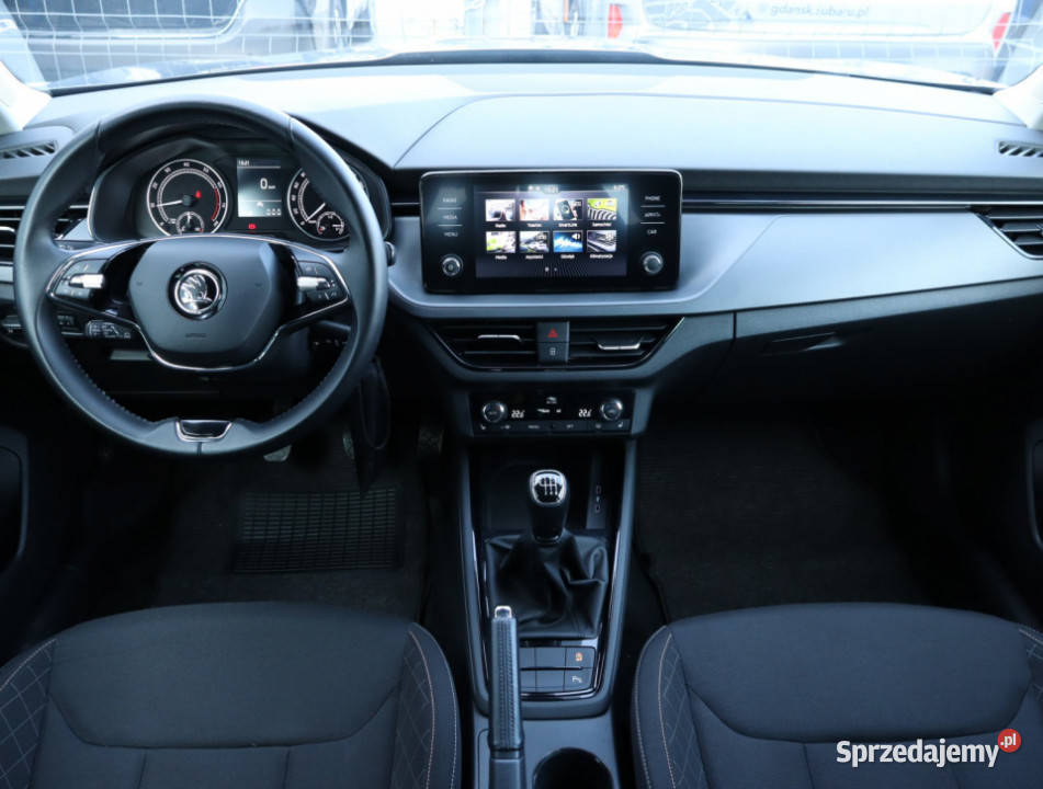 Skoda Kamiq 10 TSI wielofunkcyjna kierownica