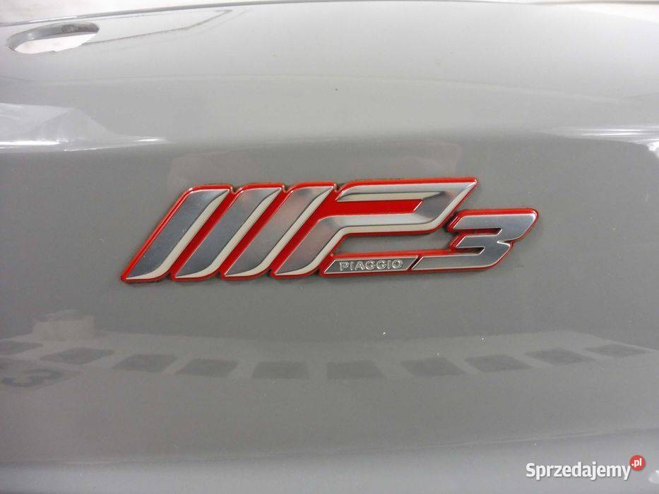 Piaggio MP3 500 prawa owiewka ogon 1420r A643 Poznań