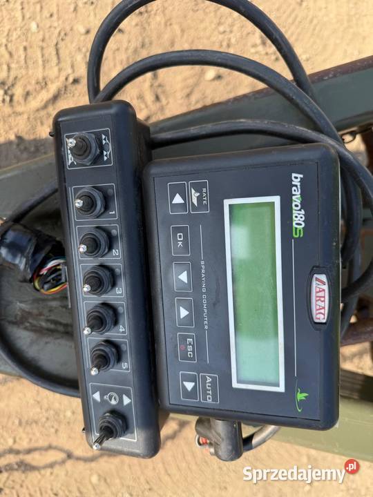 Opryskiwacz TECNOMA 2400L beczka 2400 litrów Nowa Ruda sprzedam