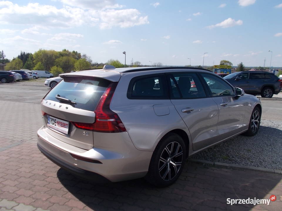 VOLVO V60 B3 Mild HybridAutomatsalon Polska Zarejestrowany w Polsce Dębica