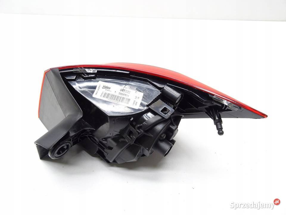 LAMPA LEWA LEWY TYŁ TYLNA W BŁOTNIK SEAT LEON
