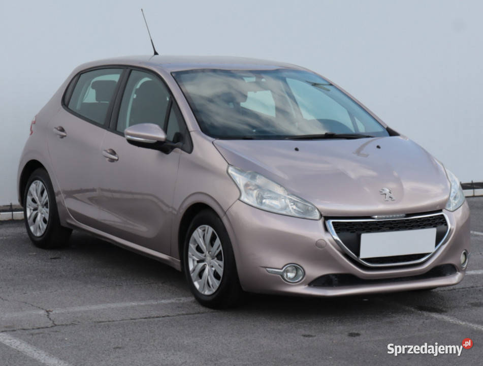 Peugeot 208 14 VTi Hatchback Lublin