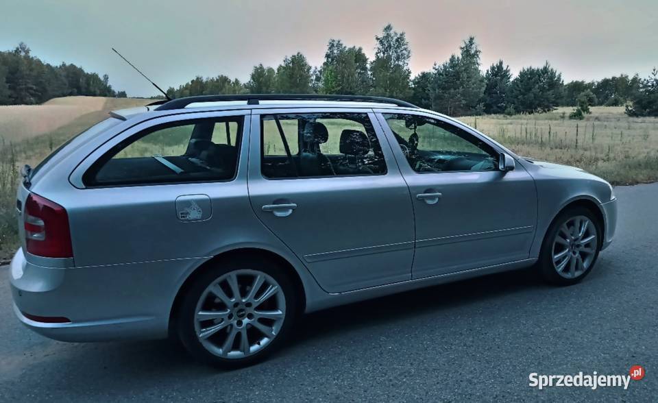 Sprzedam Skodę Octavia 2 kombi VRS światła przeciwmgielne Octavia Opoczno
