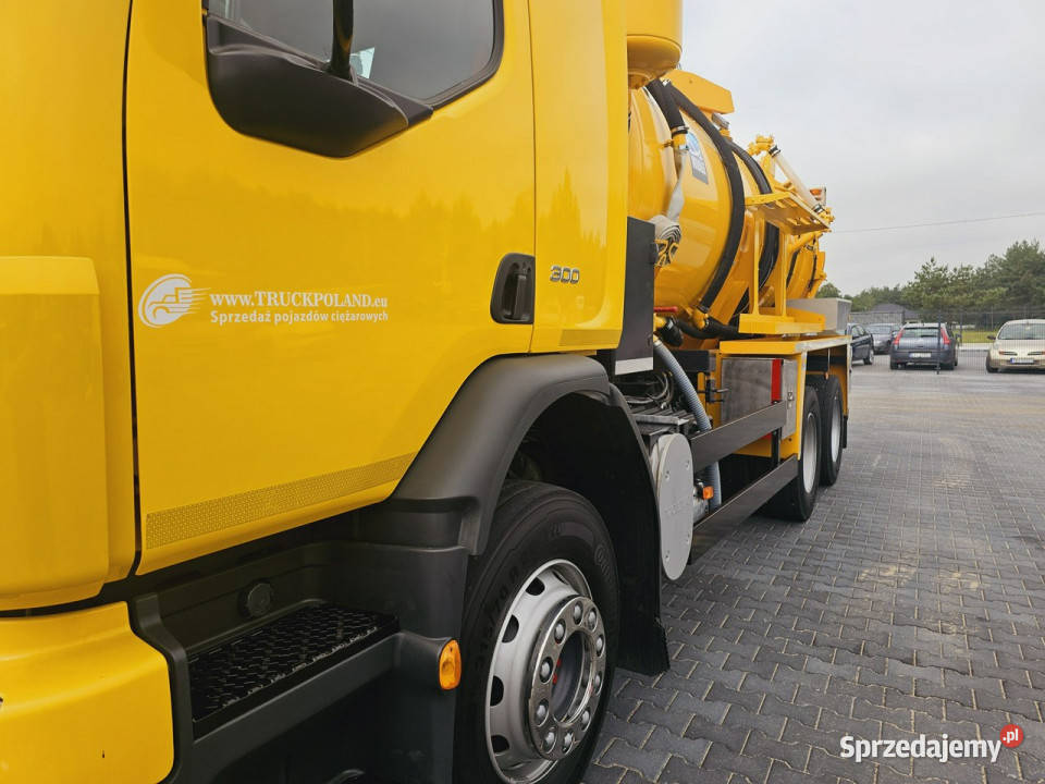 Volvo WHALE 6x4 2012 WUKO do zbierania odpadów świętokrzyskie Daleszyce sprzedam