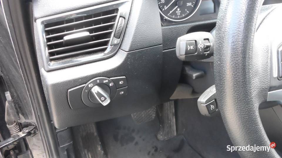 BMW X1 sDrive18D 2014 bogate wyposażenie i mały 143KM wielkopolskie Kamionki
