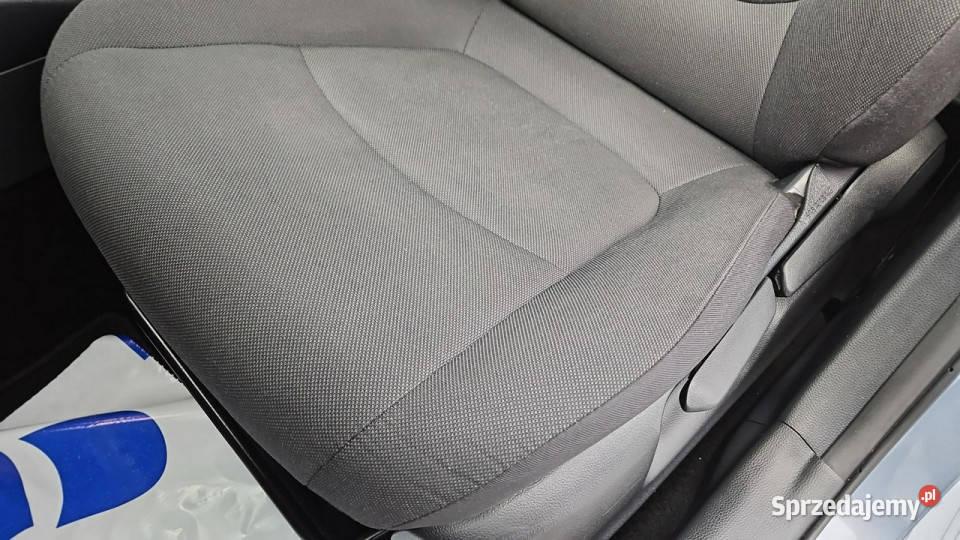Toyota Corolla 15 Comfort Z Polskiego Salonu kurtyny powietrzne Warszawa sprzedam