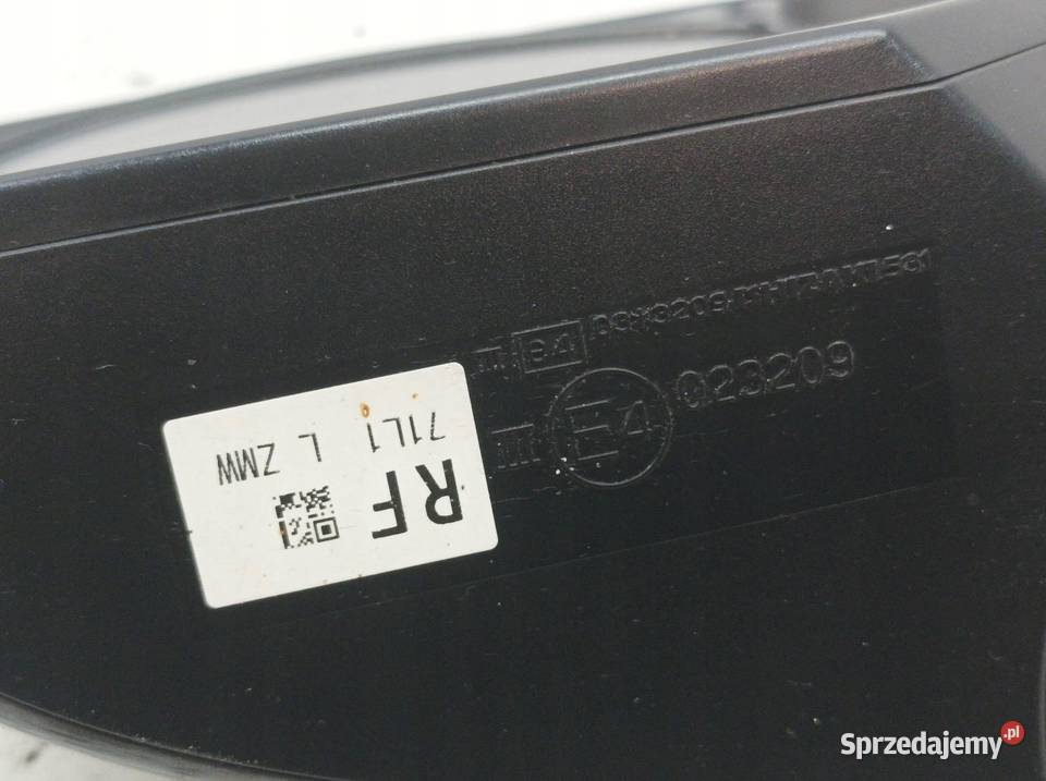 LUSTERKO LEWE 5PIN EUROPA MK7 Suzuki Swift V sprzedam