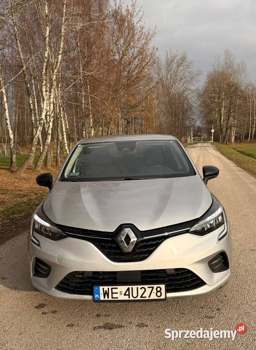 Renault clio V 2022 10b 6b przebieg 14776 100KM Clio Dębica