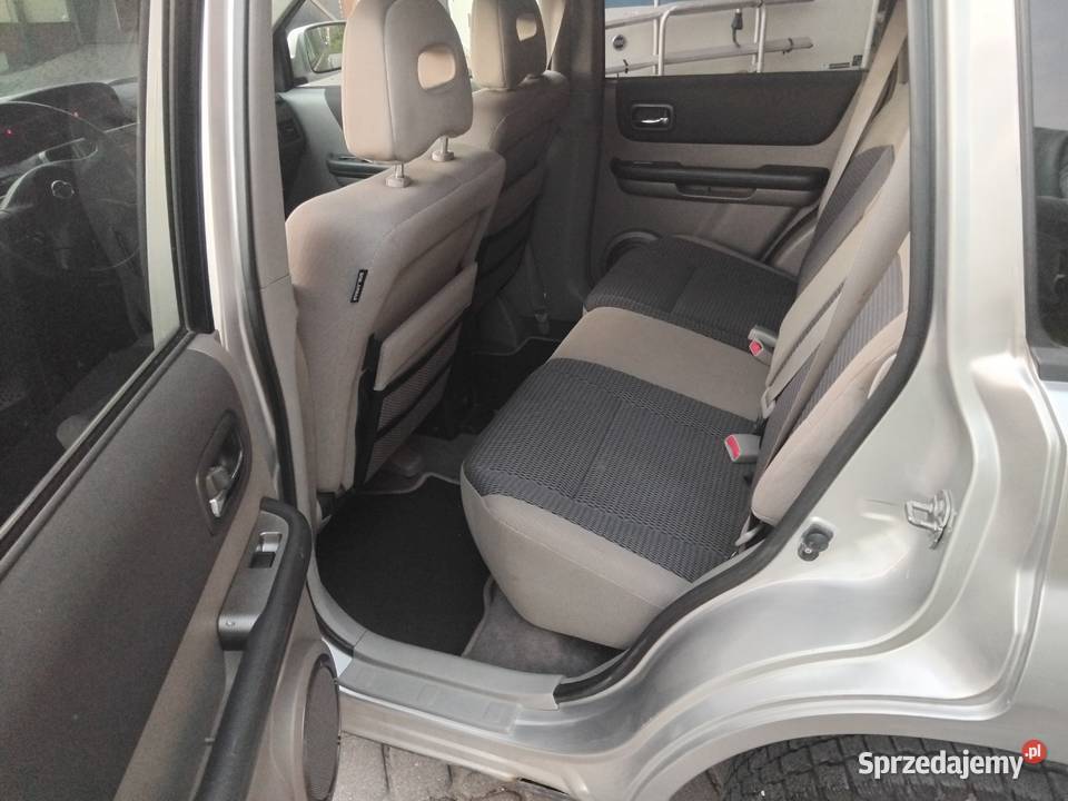 Nissan XTrail 4x4 24 benzyna 2006r stan Białystok