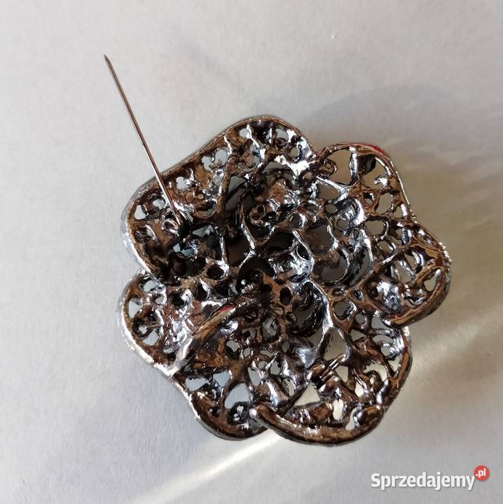 BROSZKA z kryształkami postarzane srebro wielkopolskie Oborniki