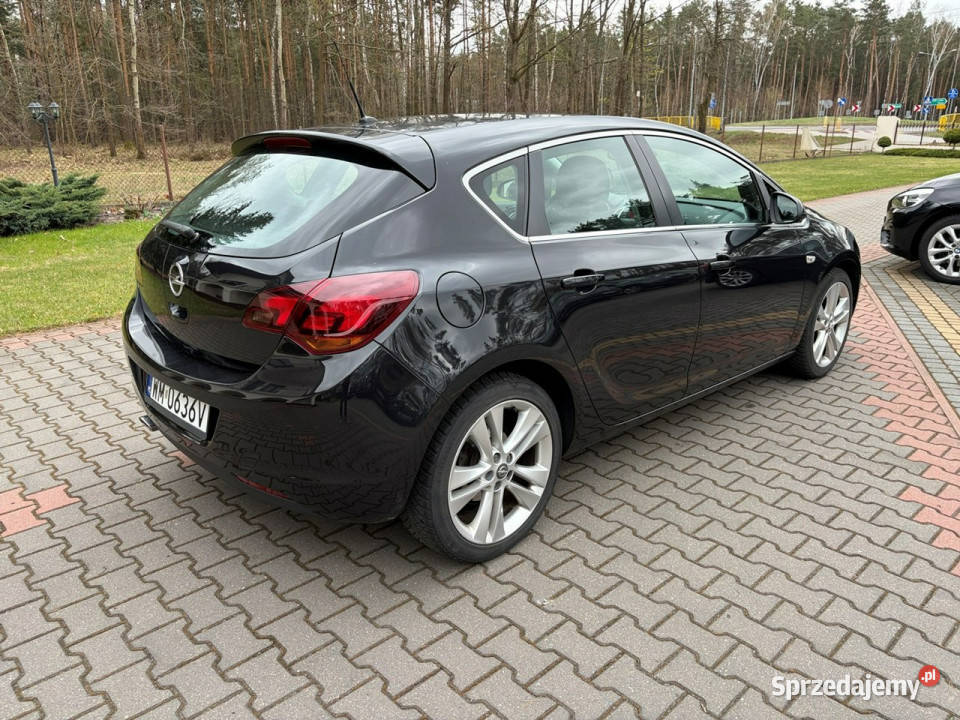 Opel Astra 14 turbo 120 Sportowe fotele Alu Lipówki