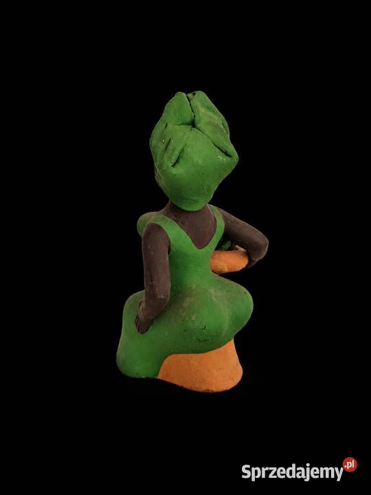 Ceramiczna figurka egzotyczna Kobieta z cygarem Poddębice
