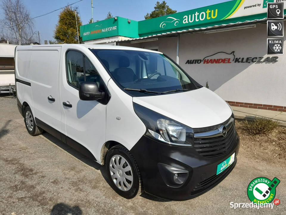 Opel Vivaro Nawigacja czujniki parkowania komputer pokładowy Lipiany