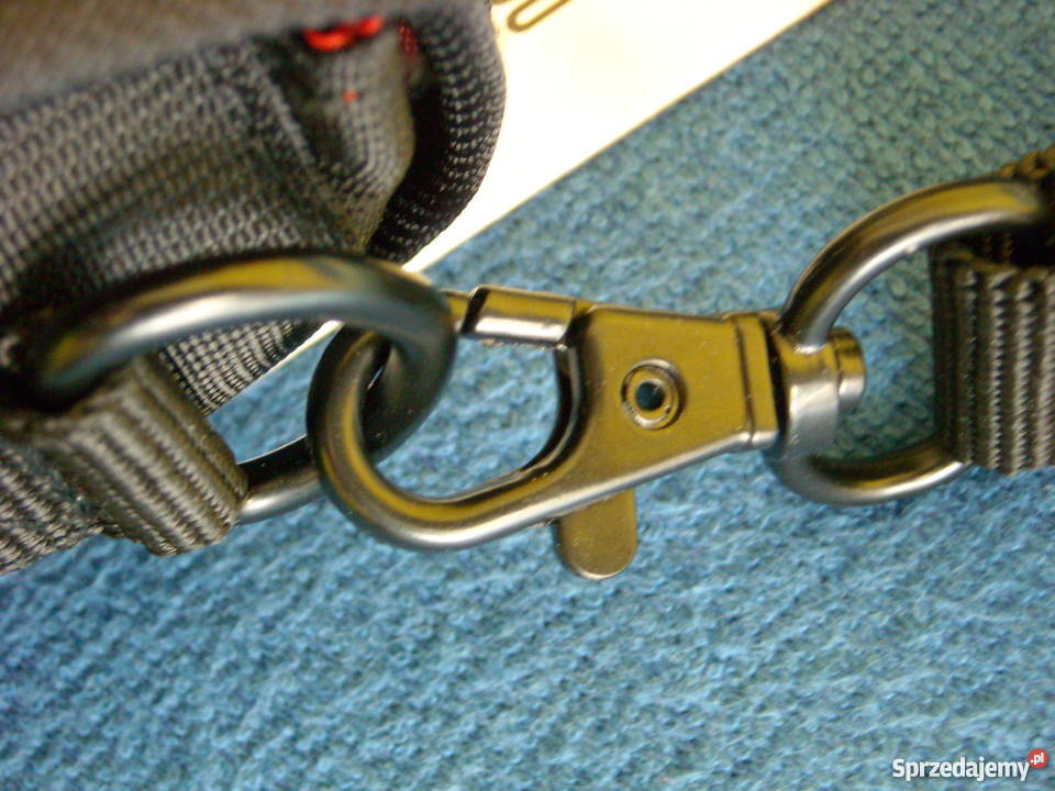 Pokrowiec HAMA Nashville 90L Czarnoczerwony Pozostałe Ząbki sprzedam