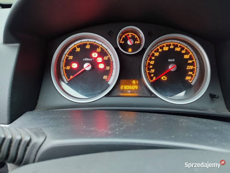 Sprzedam Astra H 20T z LPG 1998cm3 Rokiciny-Kolonia