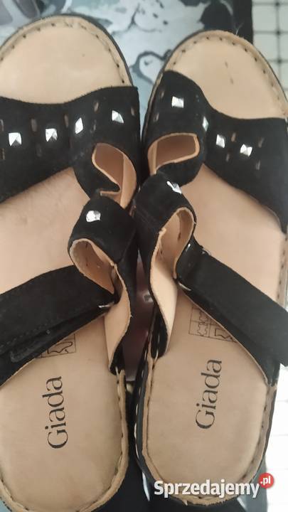 Klapki damskie Giada Świętajno