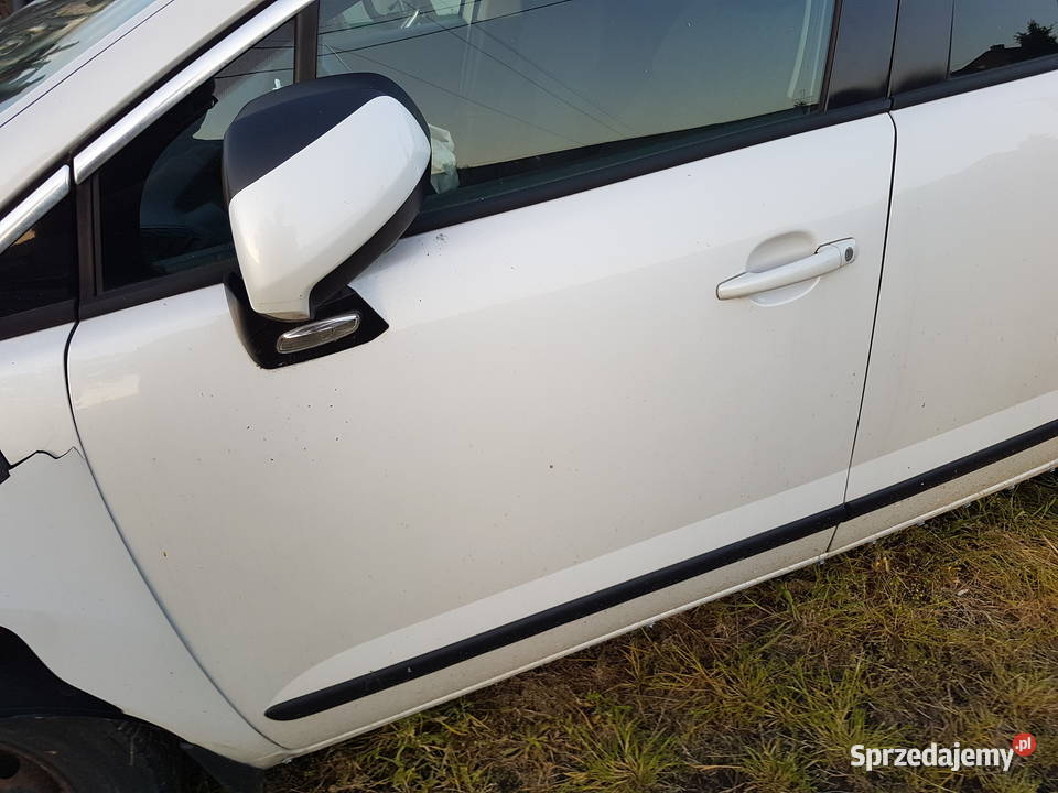 PEUGEOT 3008 I 2011 2012 2013 DRZWI LEWE BIALE wielkopolskie