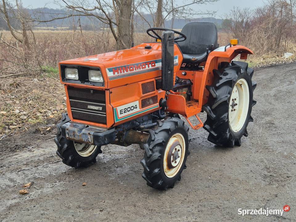 Traktorek traktor HINOMOTO E2004D 20 44 Małuszyn
