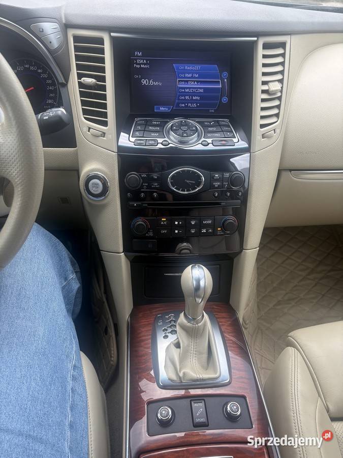 Infiniti FX30d S 30 Diesel 238 4x4 Automat Dolna Grupa